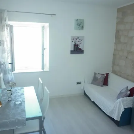 Marino Apartment *